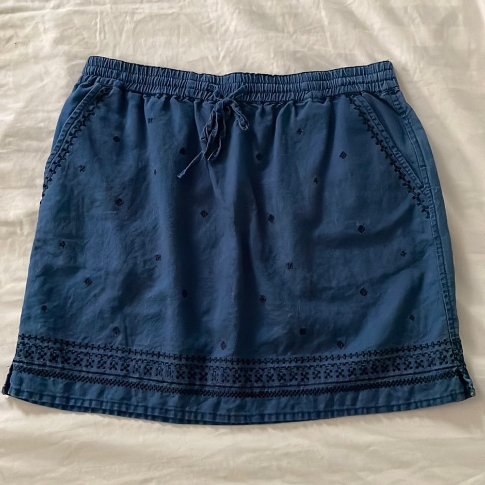 J.Crew Linen Chambray Embroidered Skirt Small